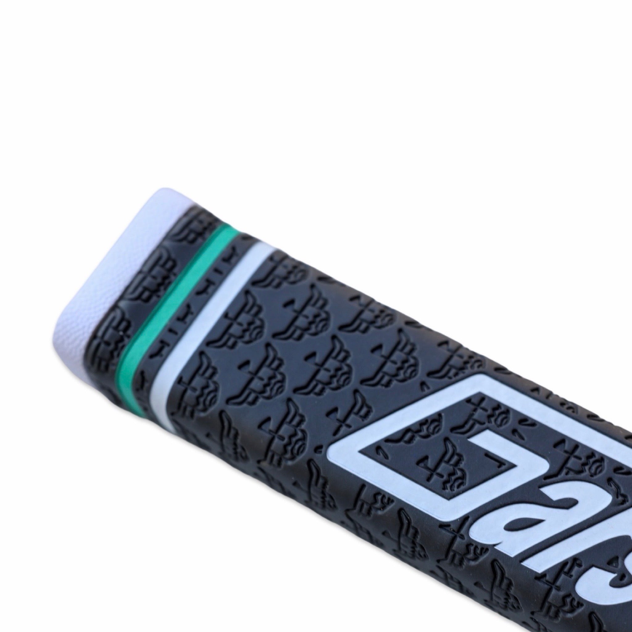 Top section detail of CCC x Garsen Quad Tour putter grip showing green accent stripe