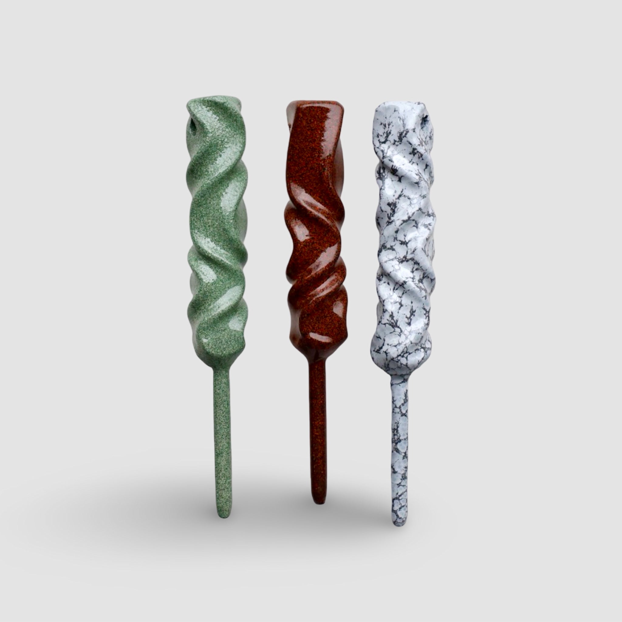 Dual-Twist single prong divot tool collection featuring Ithaca Bronze, Rustic, and Palleon White